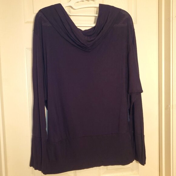Cowl Neck Plum Mossimo Tunic, Fitted sleeves at wrists, Size Medium, Stretchy - Picture 1 of 10